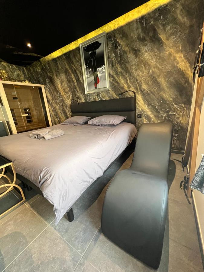 Spa De La Quarterelle Love Room 88 Vosges Ремирмон Экстерьер фото